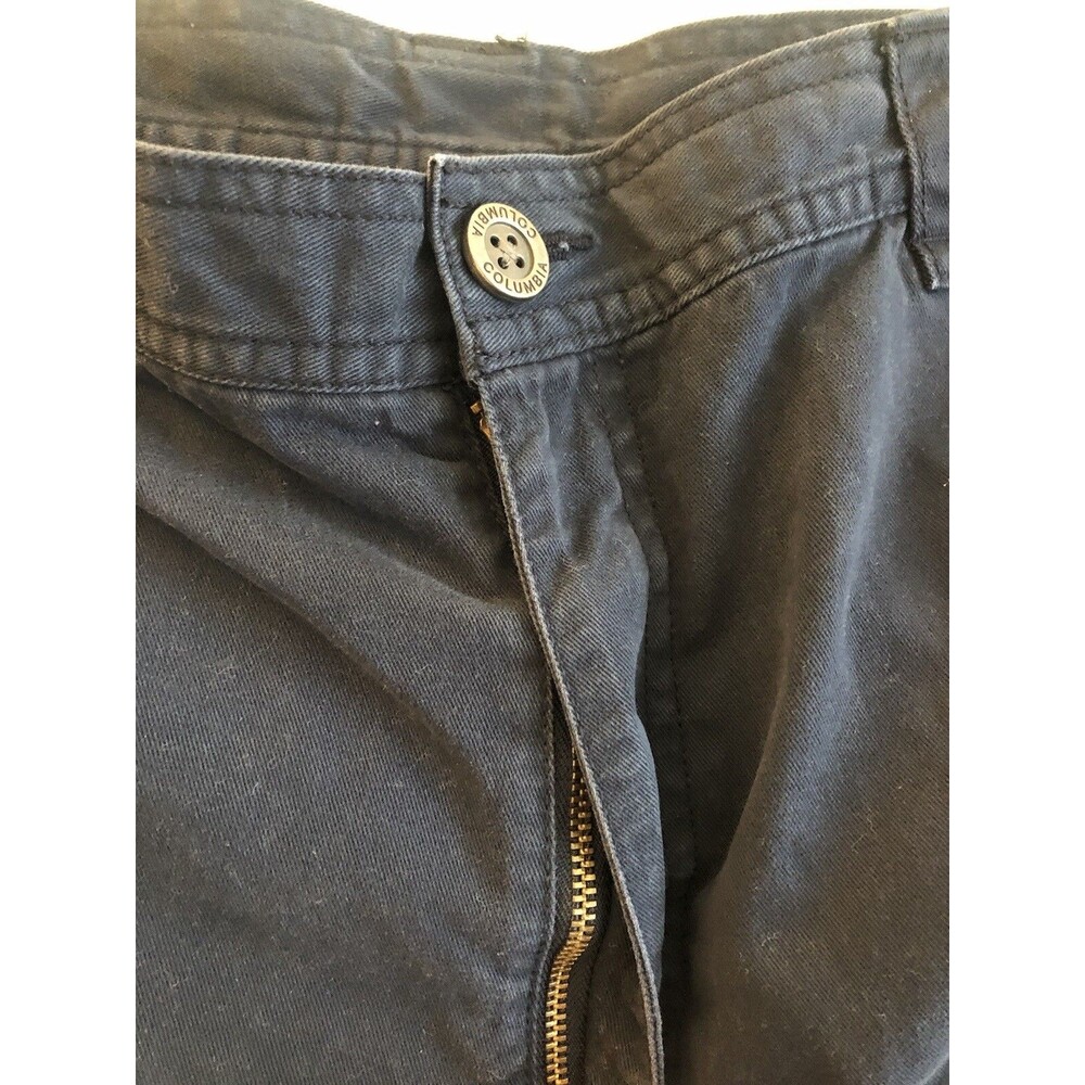 Columbia Men's Size 36x10 Navy Blue Shorts 100% Cotton Bermuda Cargo Hiking - Picture 13 of 15